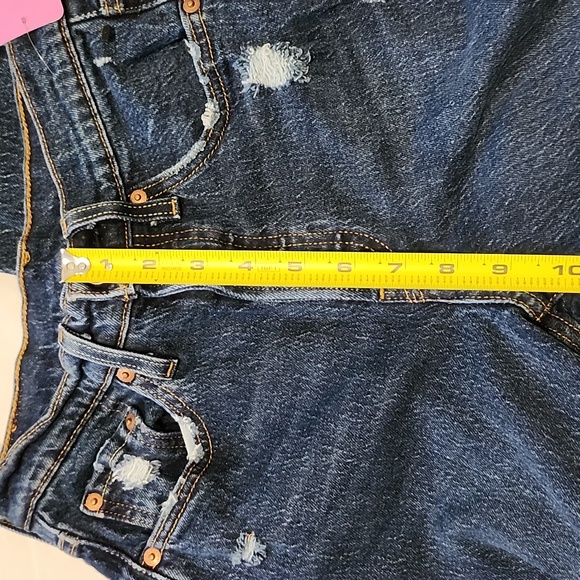 NWOT Women's Levi's 501 Button Fly Skinny Jeans Size W24 - Picture 9 of 9
